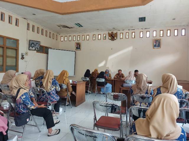 jemput-bola-aktivasi-ikd-di-desa-sempol